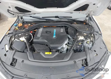 2017 BMW 740E xDrive Iperformance from USA, damaged, VIN WBA7J2C30HG497743